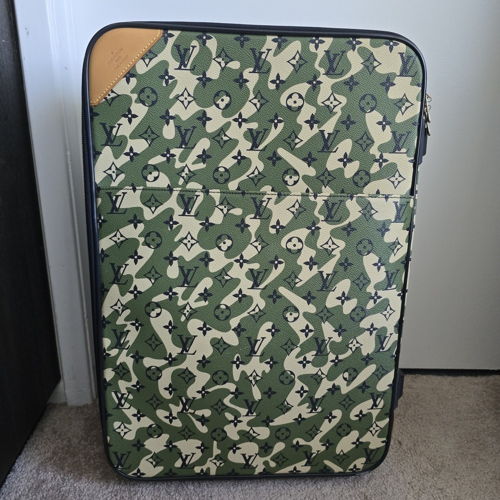 Louis Vuitton x Takashi  Murakami Monogramouflage Pegase 60 Limited Edition